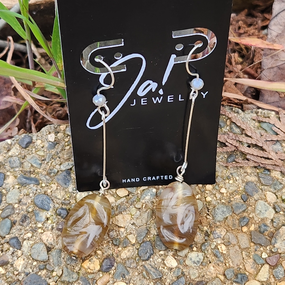 Vintage new retro silver drop earrings